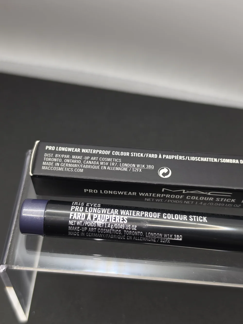 DISCONTINUED MAC Pro Longwear Waterproof Color Stick - 